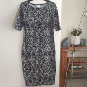 LuLaRoe Black and White Sheath Dress with Cuffed Short Sleeves